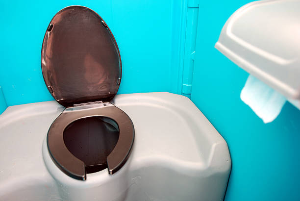 Best Porta potty rental near me  in Farmingdale, NJ