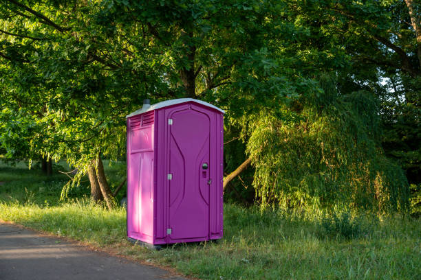 Best Porta potty rental near me  in Farmingdale, NJ